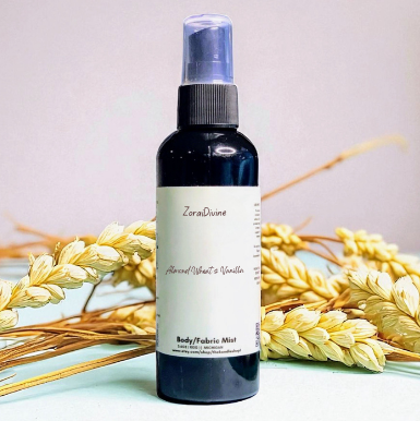 Body mist Almond wheat & vanilla on a white background with wheat
